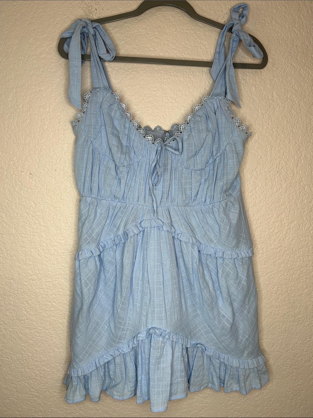 Majorelle Rooney Mini Dress Medium Powder Blue Ruffle Tiered - Picture 2 of 7